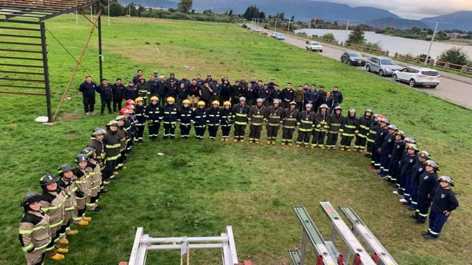 Tercera Compañía del Cuerpo de Bomberos de Puerto Aysén celebró 73 años con competencia de brigadas